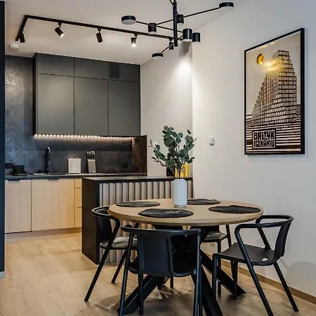 Klimatyzowany Apartament Very Berry Z Parkingiem W Poznaniu By Noclegi Renters Exterior photo